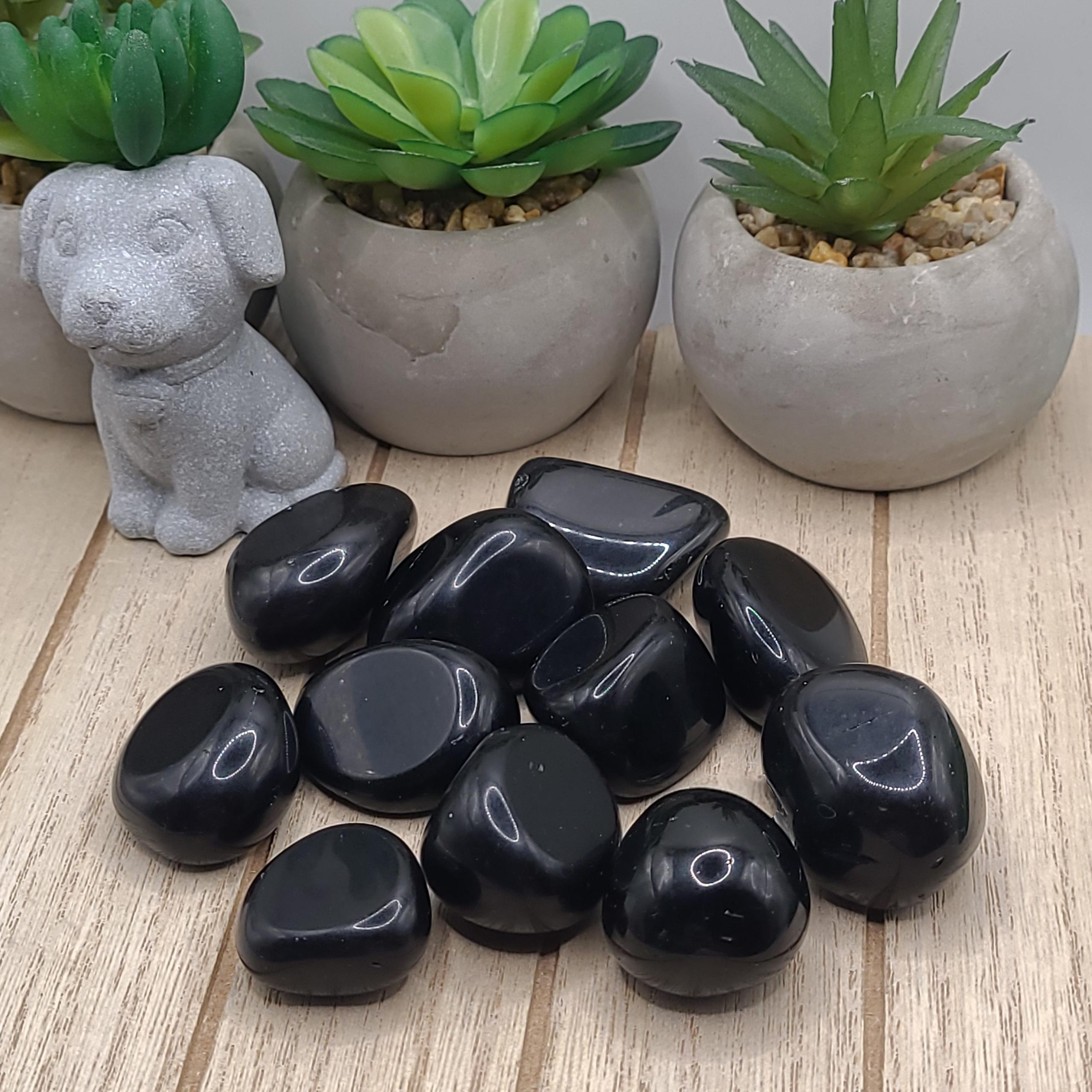 Pierres roulées d'obsidienne noire