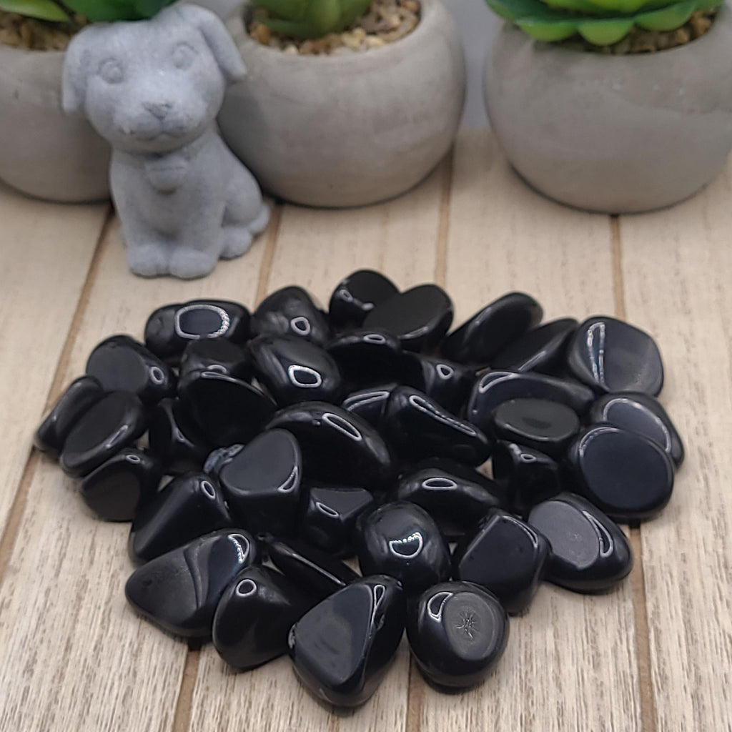 Pierres roulées d'obsidienne noire