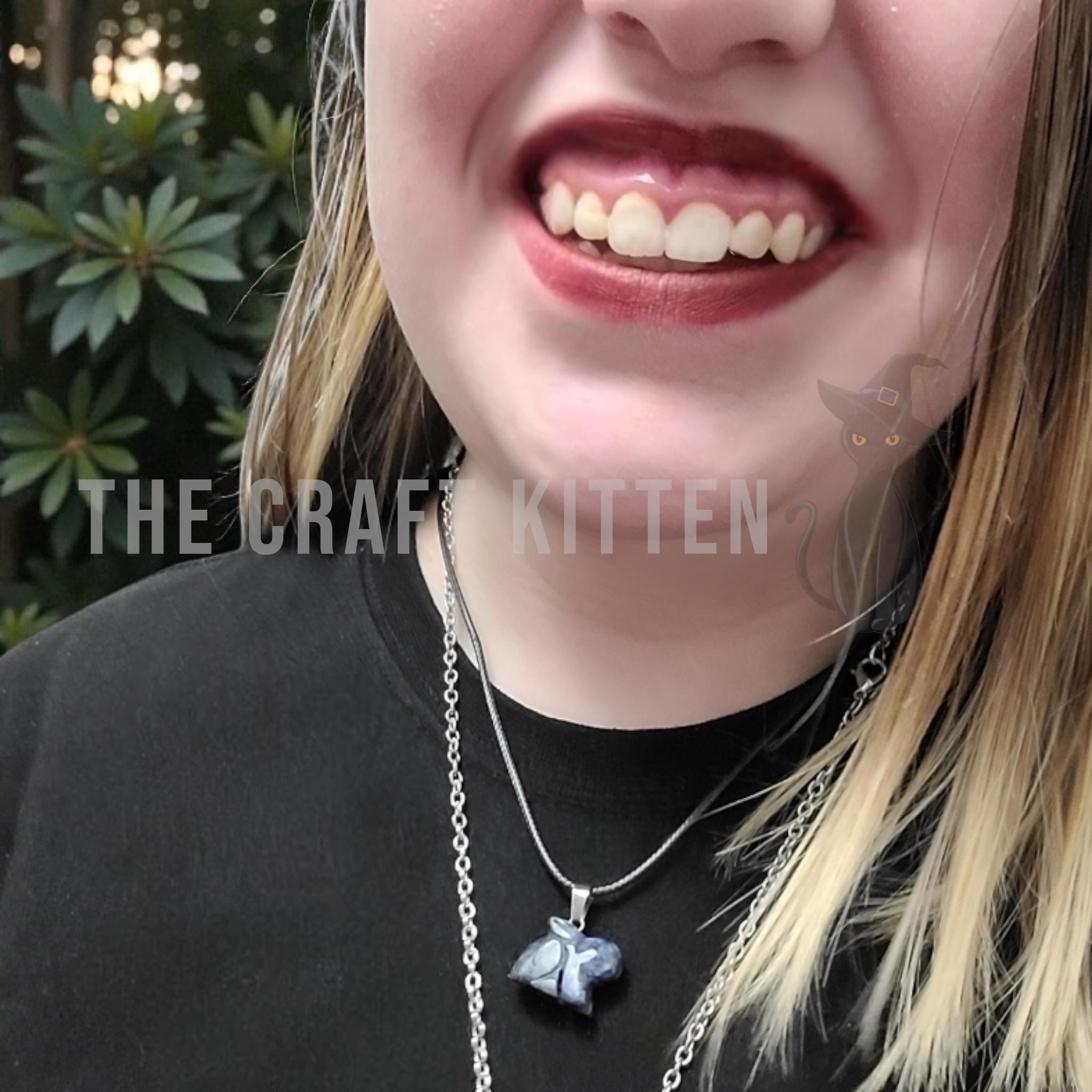 Collier Lapin de Cristal Porte-Bonheur ~ Portez un peu de charme avec ce collier