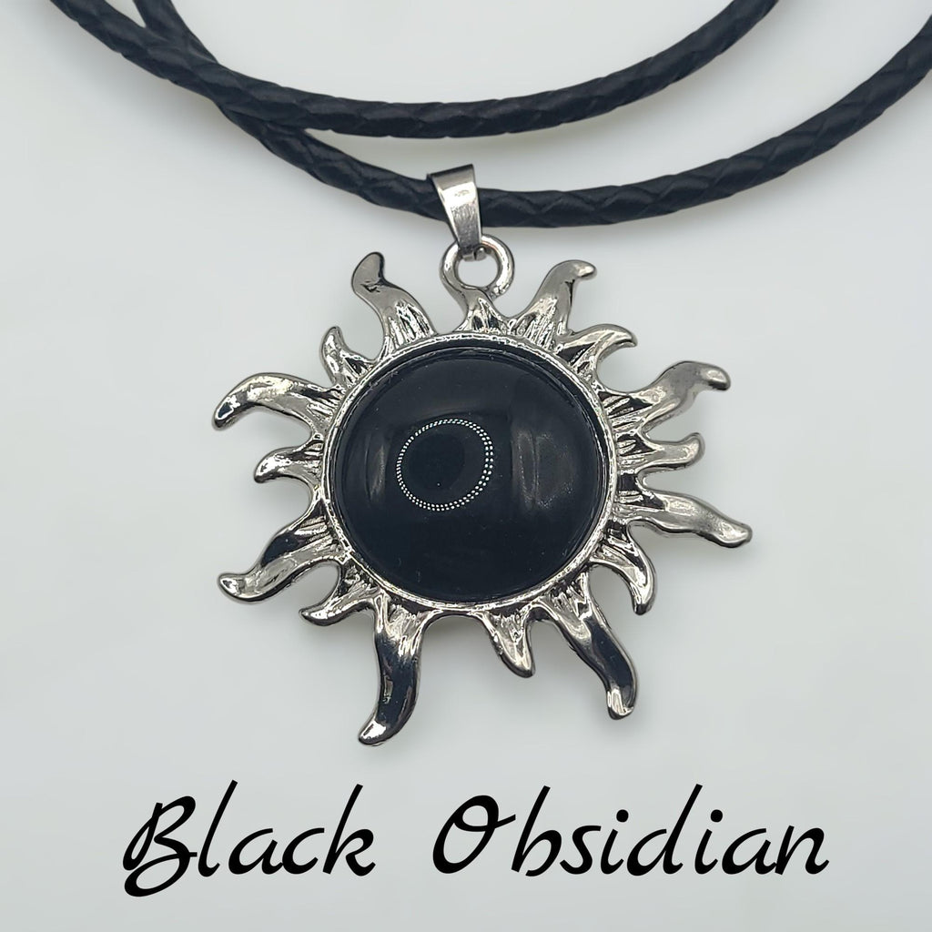 Collier Soleil Cristal sur Cordon Tressé en Simili Cuir, Bijou Pendentif Bohème