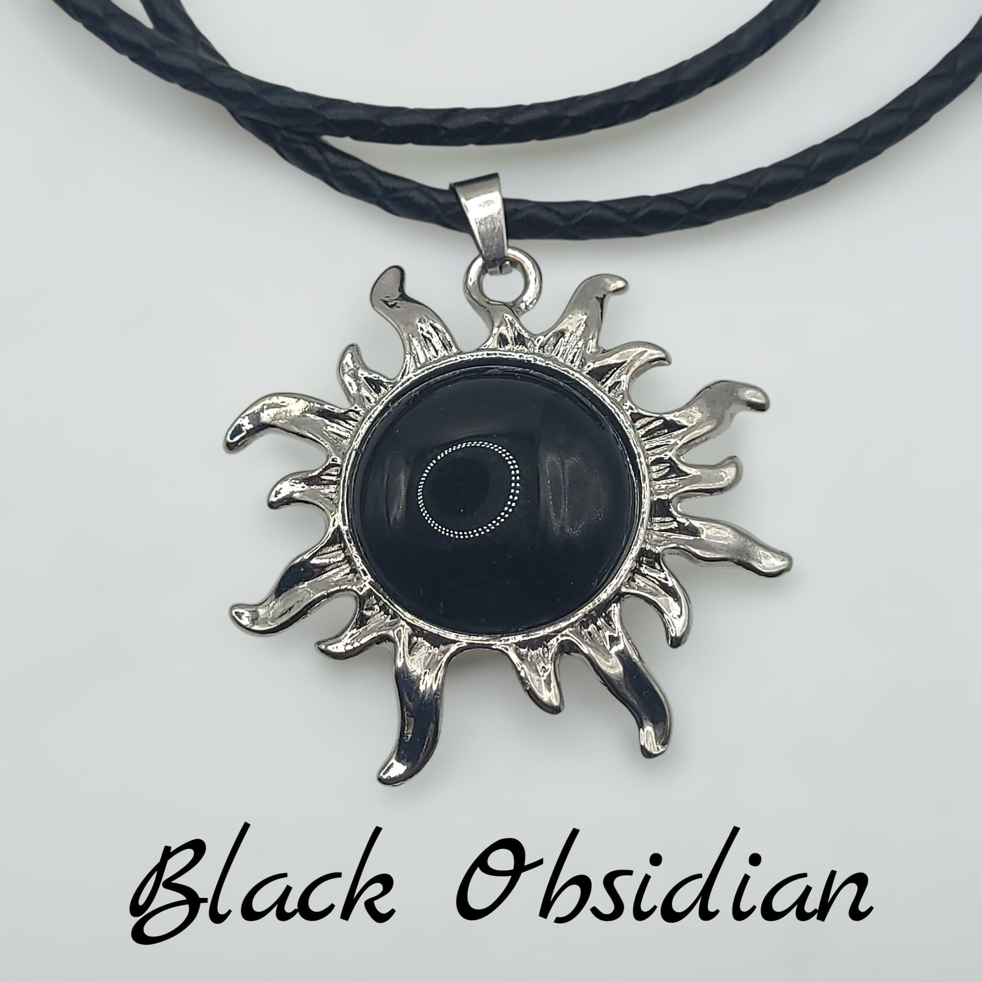 Collier Soleil Cristal sur Cordon Tressé en Simili Cuir, Bijou Pendentif Bohème